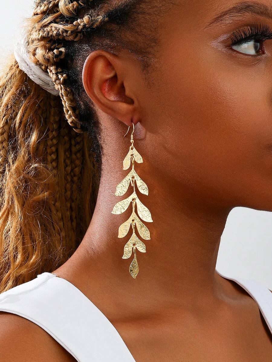 Brincos grandes retrô de metal dourado com folhas para mulheres
