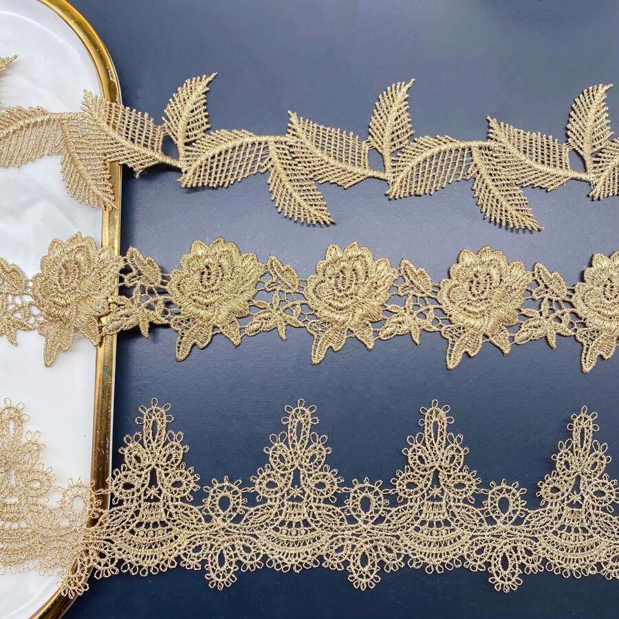 Goldene Blatt- und Blumen-Spitzenbordüre, dekorative Spitze, Näh-Dekorationszubehör - 4,5cm/1,77 Zoll 4 Meter