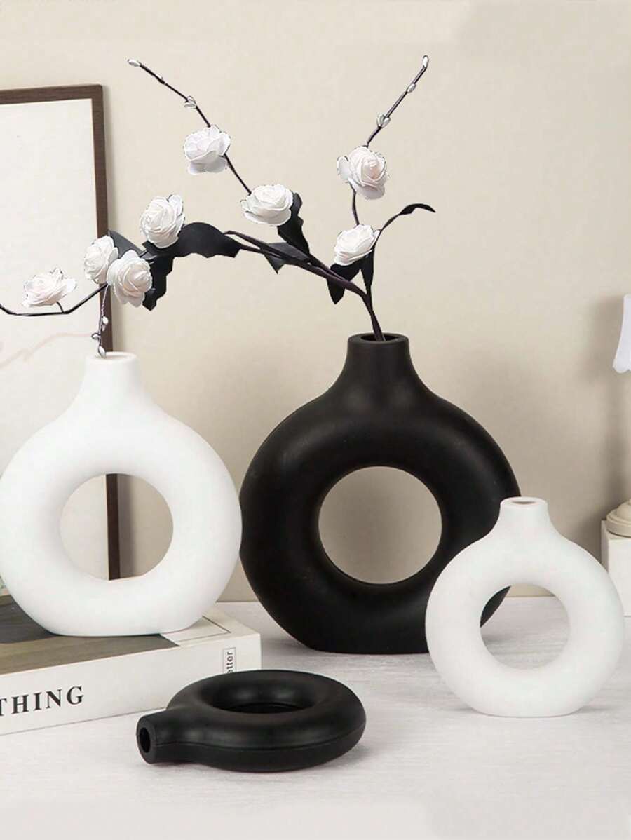 1pc Plastic Donut Shaped Flower Vase, Modern Simplistic Circle Vase Ornament, Ceramic-Like Vase, Creative Home Decor Crafts For Living Room Simple, Elegant And Beautiful Home And Business Place Leisure Place