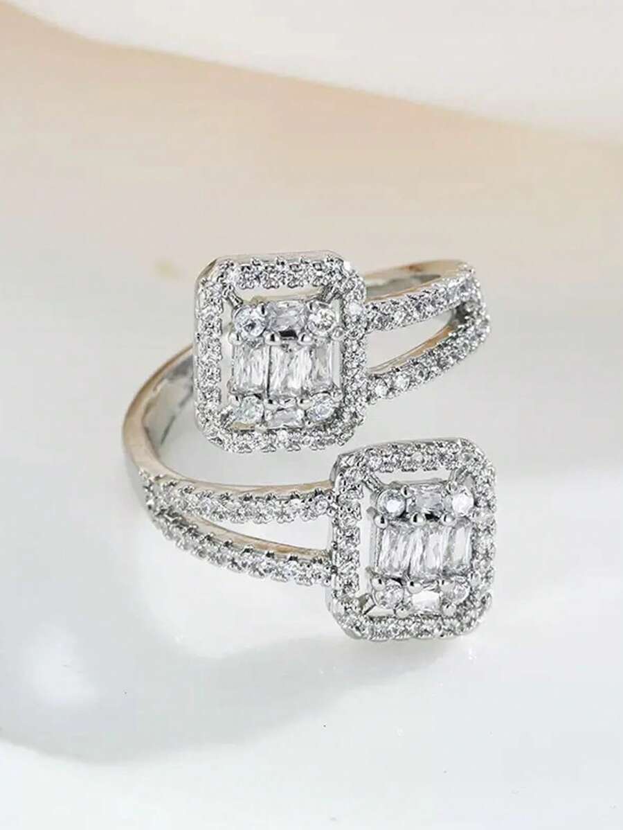 1 pièce Unique Anneau en cuivre plaqué or blanc avec micro-incrustation de zirconium blanc strass, design carré ouvert, convient pour un port quotidien, les vacances, le mariage
