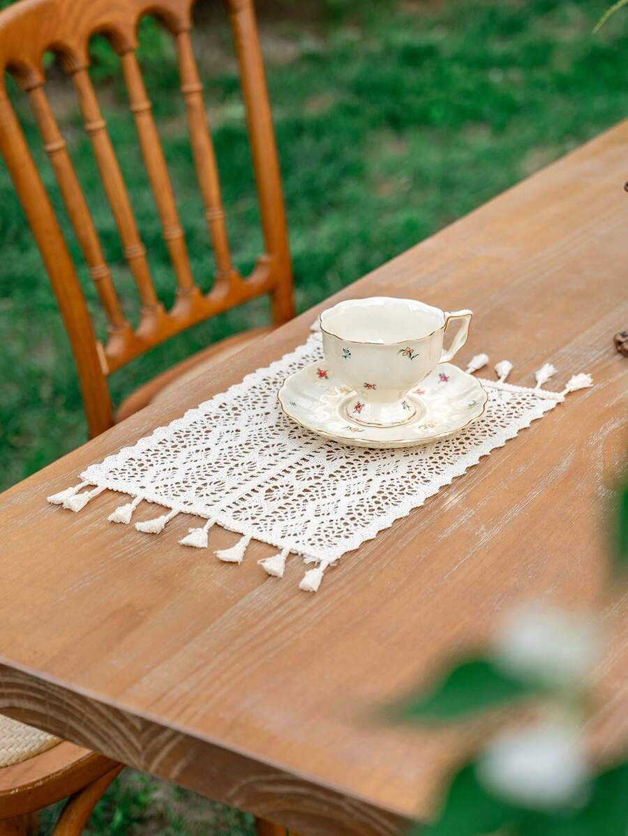 1pc Beige Hollow Weaving Table Mat, Suitable For Weddings, Holiday Parties, And Other Dining Table Decorations