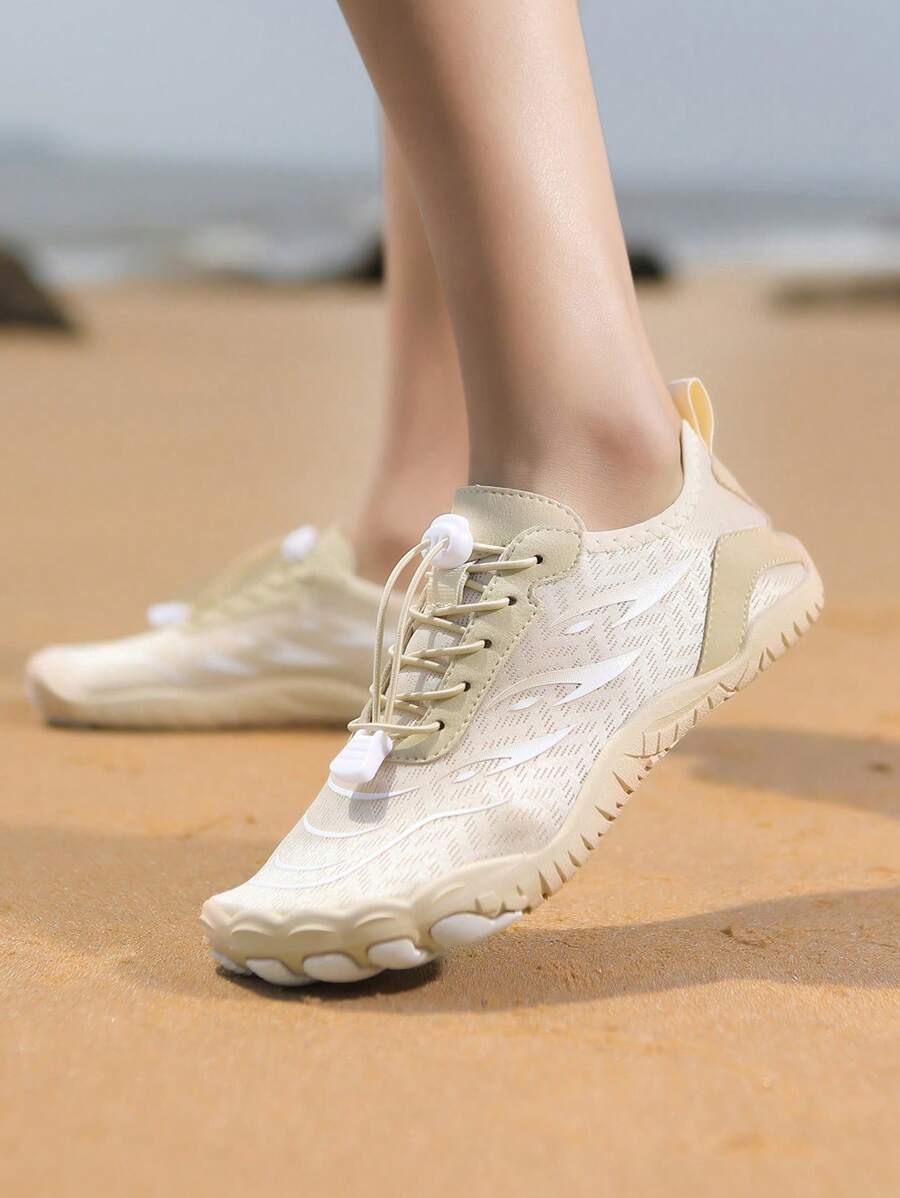 Zapatos de agua de verano para mujeres jóvenes, zapatos de agua slip-on para mujeres, zapatos de agua para hombres, suela de goma antideslizante y suela transpirable de malla para hombres, zapatos livianos de suela blanda y secado rápido para playa, aptos para nadar, caminar por la playa, correr, saltar la cuerda, hacer ejercicio, rafting, surf