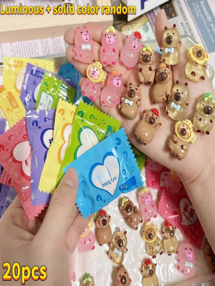 Sanrio 20/50pcs Cute Capybara Surprise Bag - Capybara Surprise Lucky Gift Box, Capybara Themed, Individually Wrapped Surprises, Holiday Party Favors, Birthday And Holiday Gifts, Party Surprises (Random)