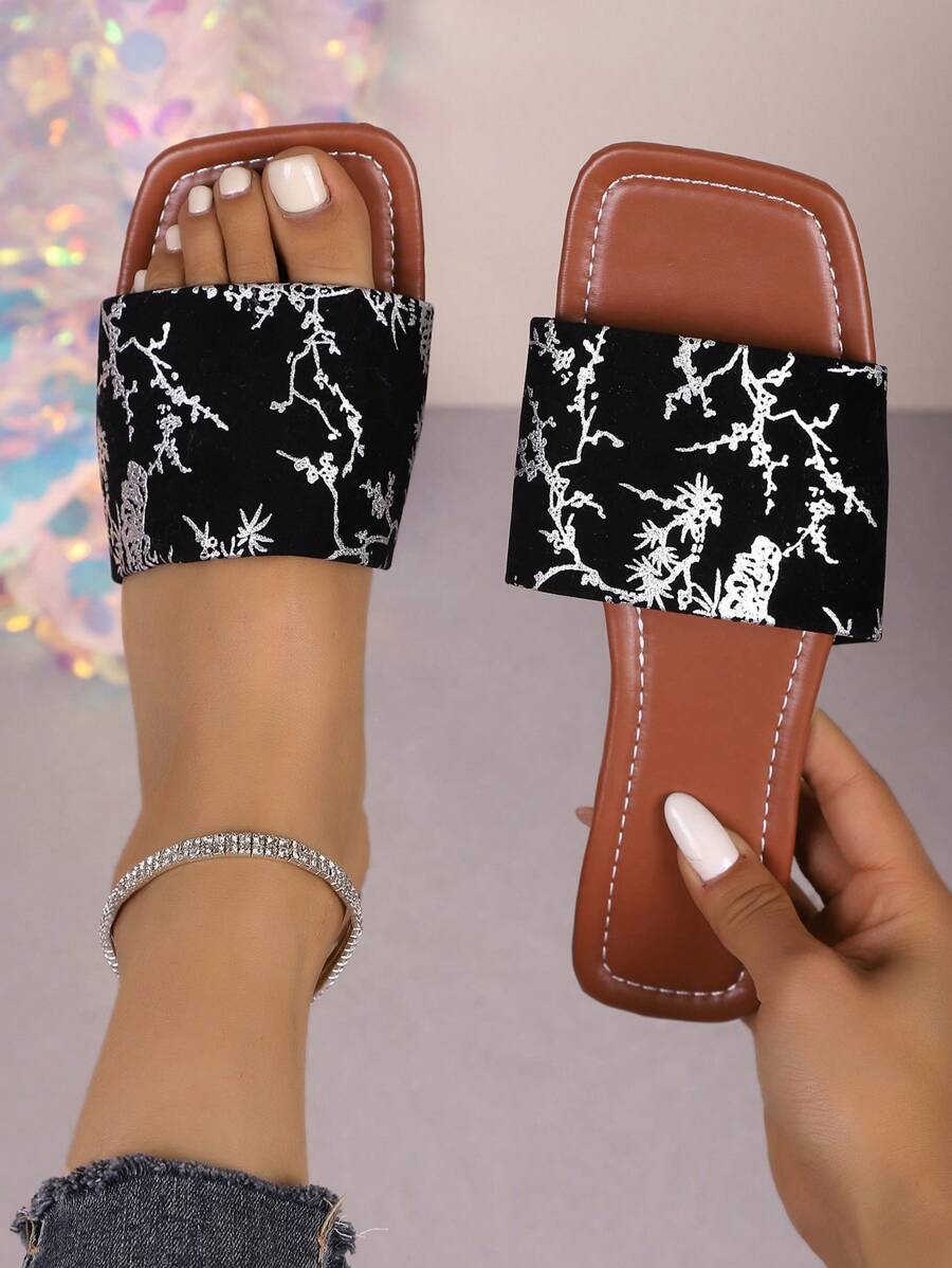 Women's Bohemian Style Low Heel Flat Sandals, Casual Comfy Slippers For Holiday, Vacation And Home Wear, Suitable For All Seasons