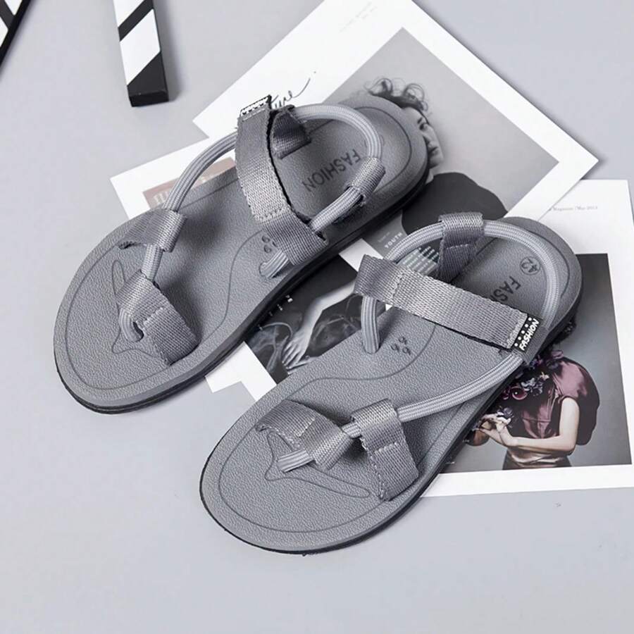 Nouvelles sandales 2025 pour hommes, tongs de loisirs d'été pour la plage, sandales d'extérieur, chaussures de conduite pour femmes, chaussures romaines, sandales de gladiateur pour amoureux