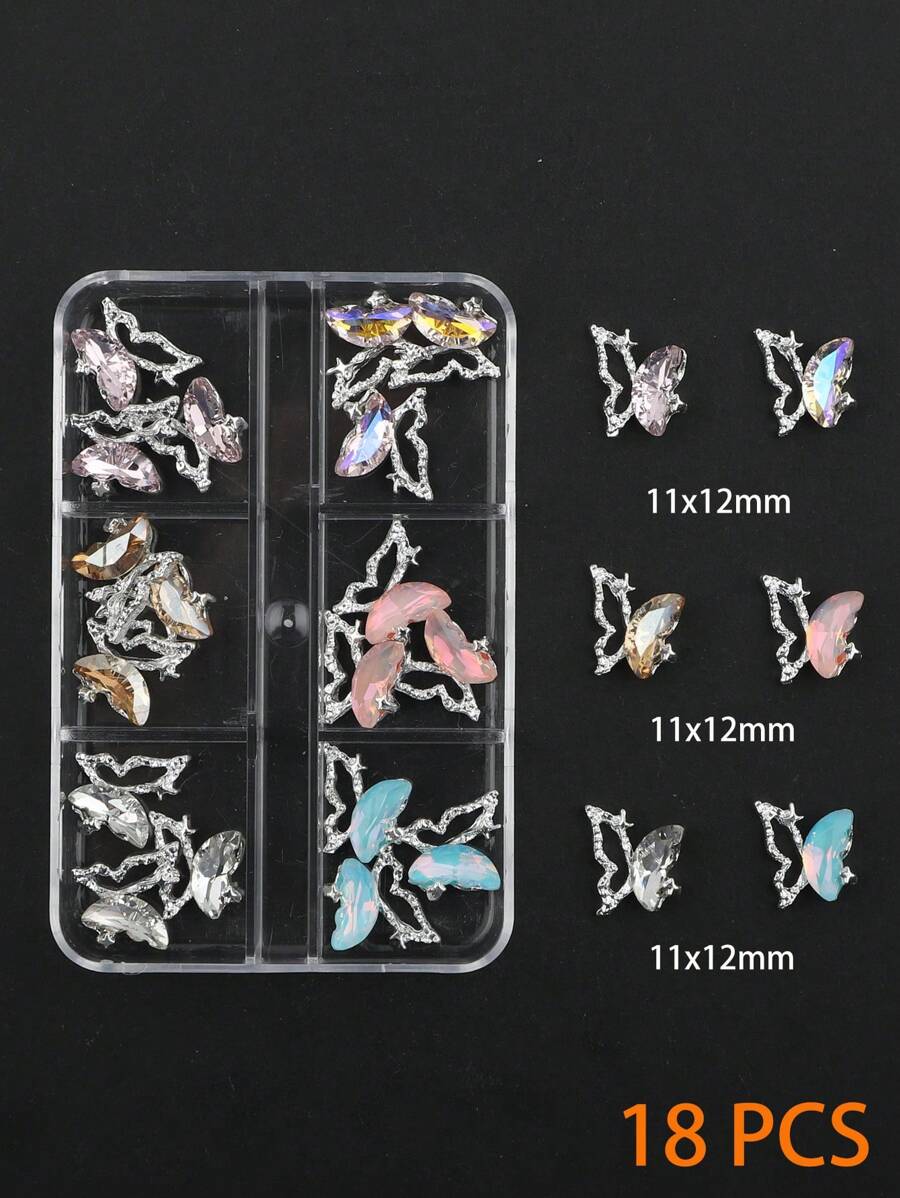Set da 18 pezzi di decorazioni per unghie con farfalle 3D in colori misti, dorato, argentato, strass, gioielli in resina, per donne, per unghie in acrilico, arte di unghie fai da te, stile premium metal Y2k, accessori per arte di unghie, kit per unghie, per salone di bellezza, necessità per tecnici delle unghie