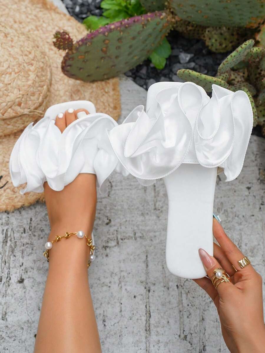 New Women's Black Casual Party & Beach Ruched Flower Decor Flat Slide Sandals, Outdoor Comfortable Versatile Square Toe Soft Flat Slippers