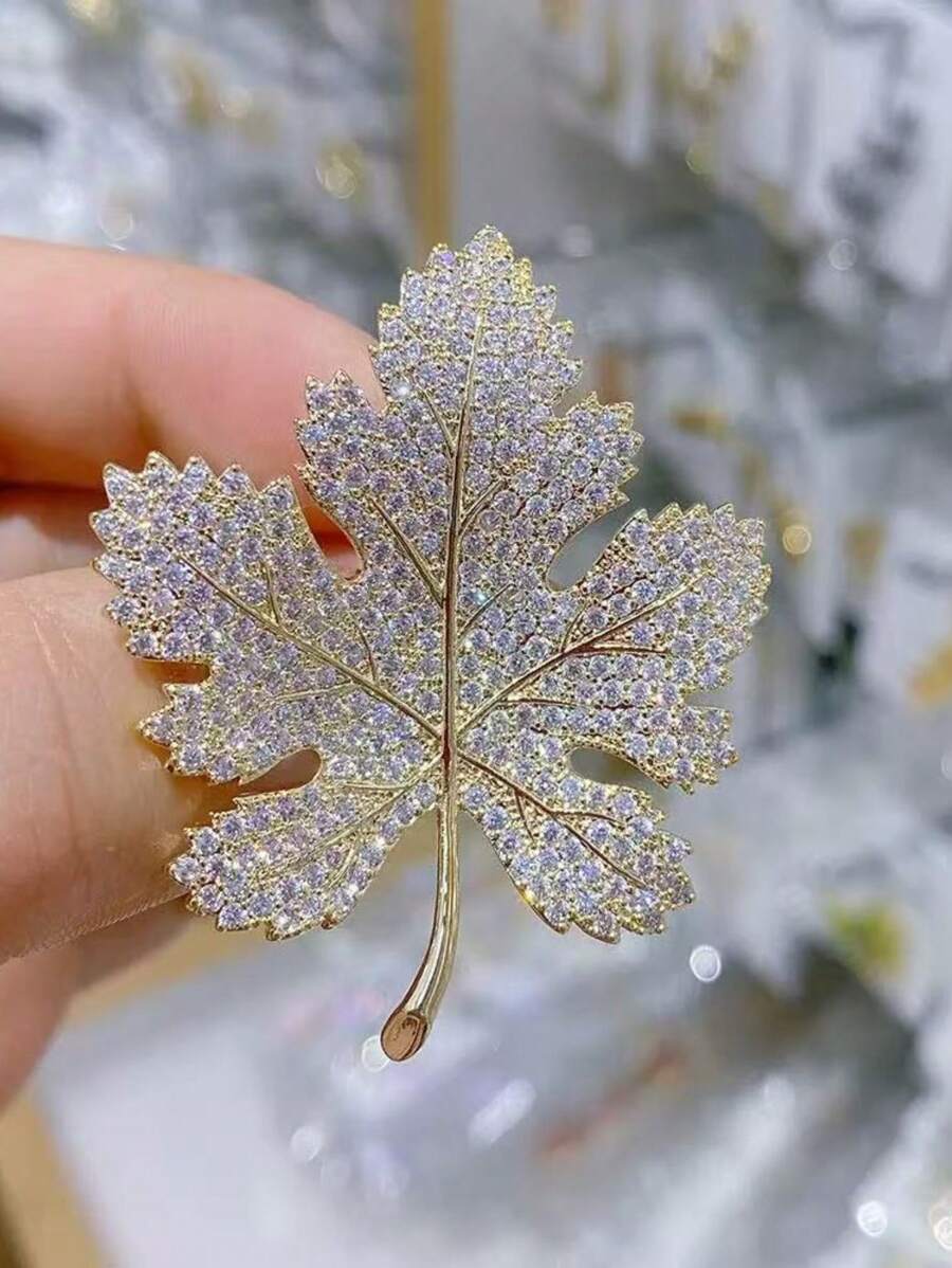 1 broche de folha de bordo da moda, acessório clássico europeu e americano, versátil, luxuoso e chique, adequado para hanfu e outras roupas