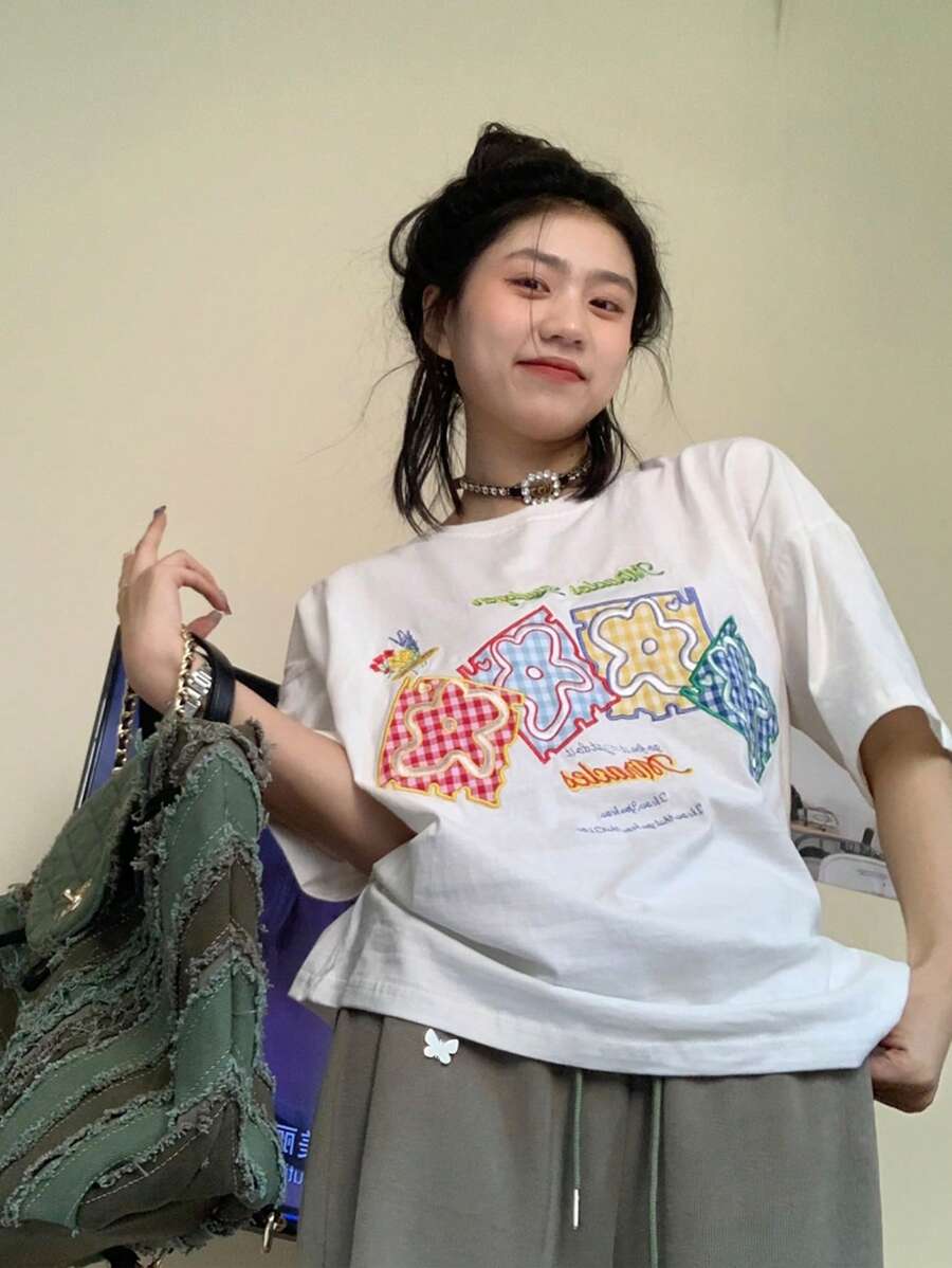 Women's Loose Black Printed T-Shirt - Short Sleeves, Loose Fit, Machine Washable, Japanese Text, Panda Pattern Design