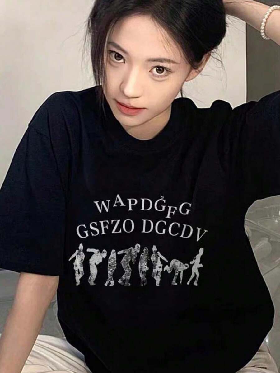 Women's Loose Black Printed T-Shirt - Short Sleeves, Loose Fit, Machine Washable, Japanese Text, Panda Pattern Design