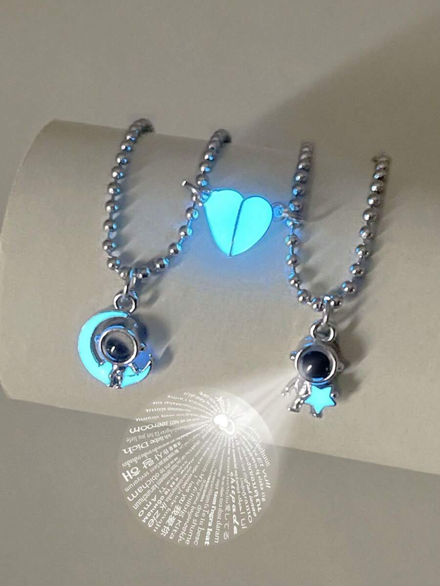 ATLVXJL 2pcs/Set Glow-In-The-Dark Astronaut Constellation Projection Bead Magnetic Necklace With Stainless Steel Chain, Casual Couple Jewelry Suitable For Daily Wear And Valentine's Day Gift