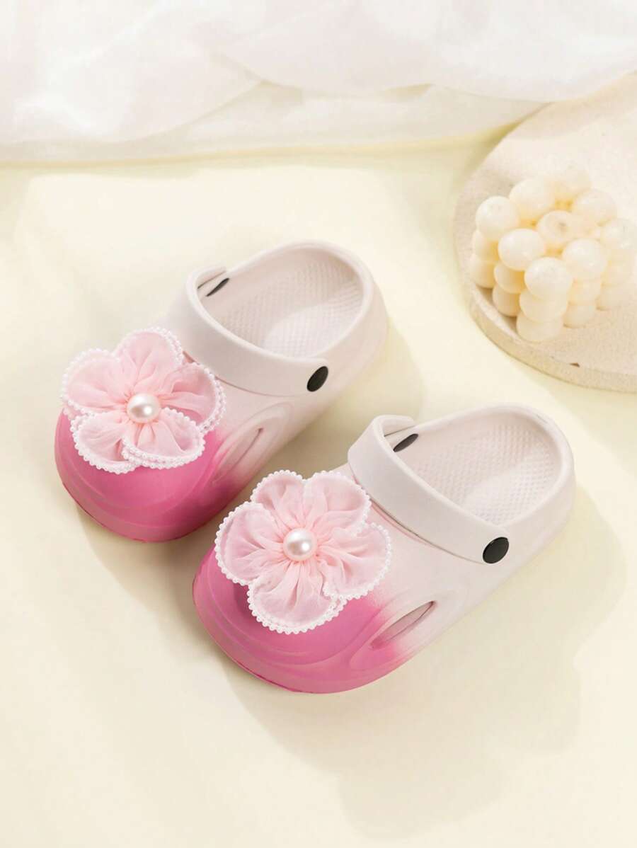 1 par de sandalias de playa/chanclas de verano para niños, con decoración de flor de perlas y degradado de color en EVA, cómodas, livianas y transpirables