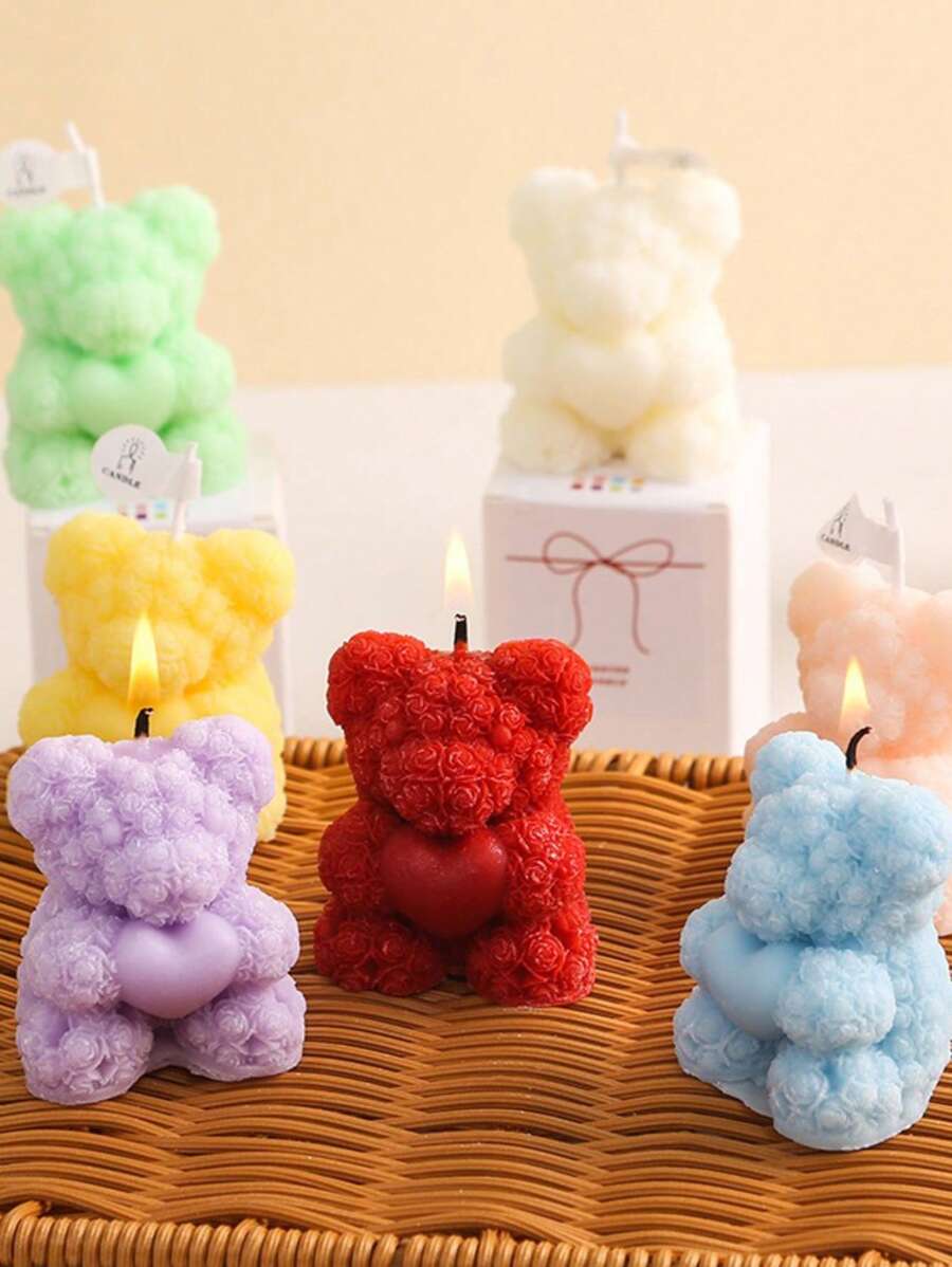 Cute Bear Shaped Aromatherapy Candle, Rose Cluster Aesthetic Handmade Soy Wax Fragrance Decoration Candle Suitable For Desktop Photo Props, Weddings, Birthdays, Meditation, Stress Perfect Mother's Day Gift (Bear)