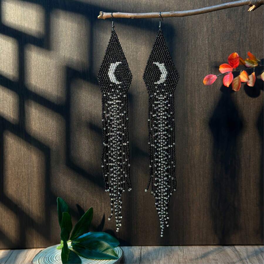 AHAYA Bohemian Gothic Stil handgefertigte Ohrringe mit Samen-, Glas-Perlen und Quasten, schwarz-weiße Mondlicht Quasten Ohrringe für Frauen, Weihnachts-/Valentinstags-Geschenk