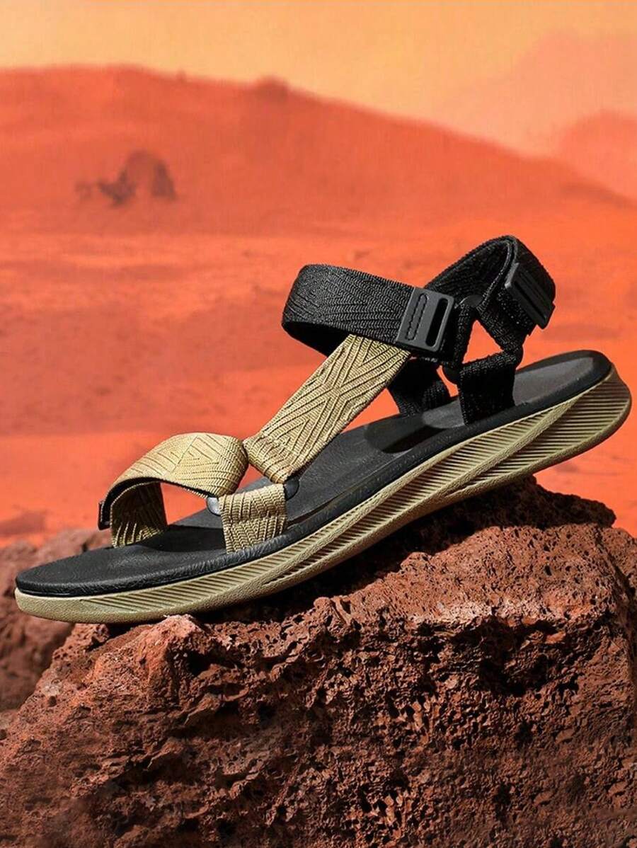 Nuevas sandalias para hombres con suela gruesa antideslizante y resistentes al desgaste para ocio y deportes al aire libre; zapatos de ocio grandes para hombres para deportes de playa y actividades al aire libre.