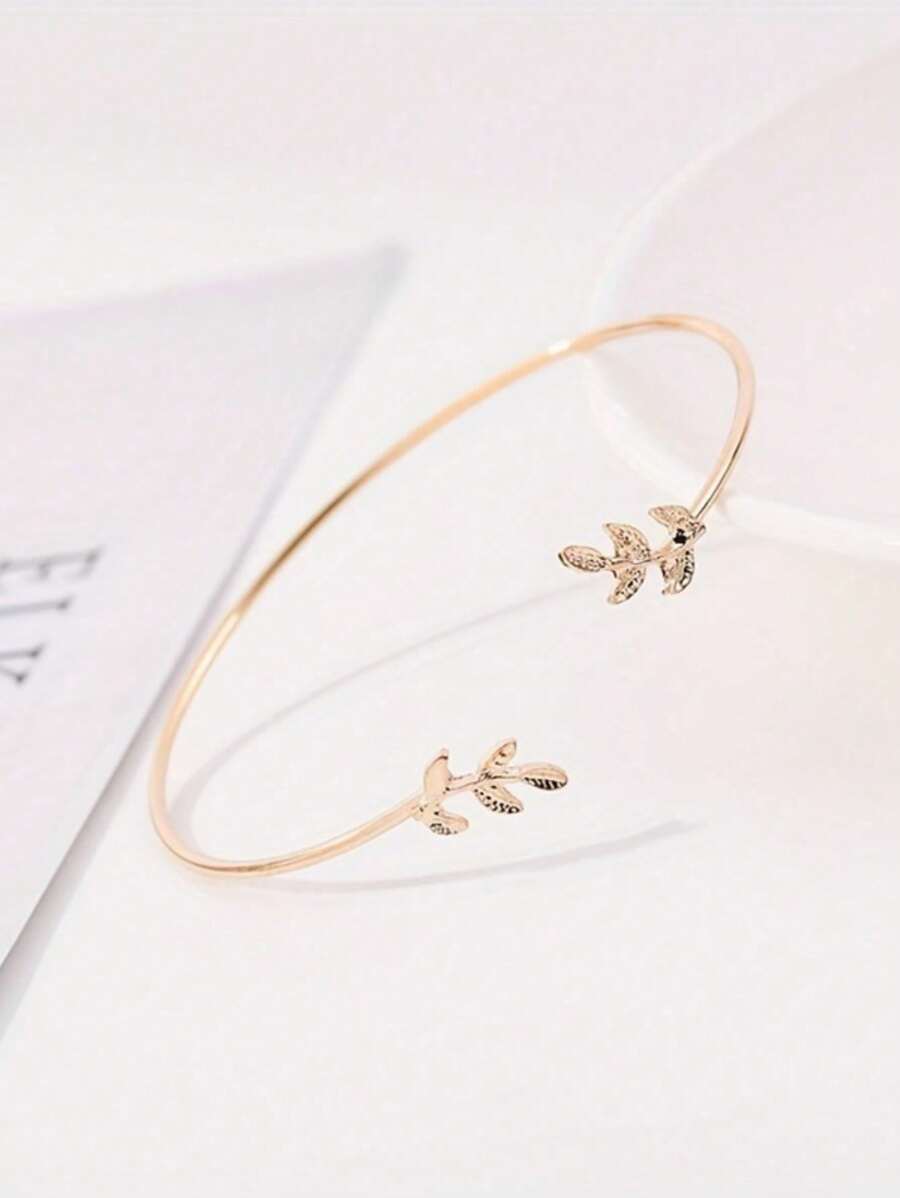 1pc Fashion Minimalist Leaf Decorative Open Bracelet Suitable For Girls To Wear
