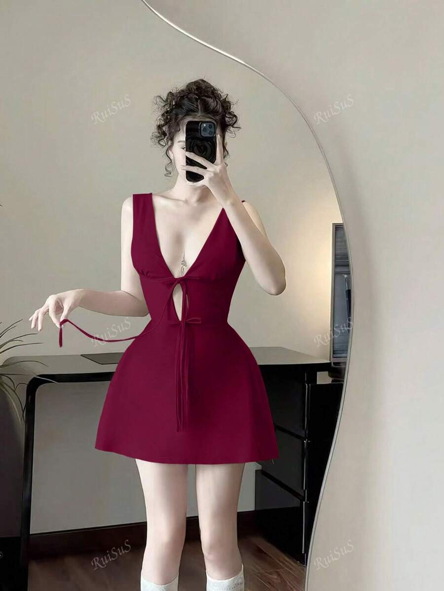 Vestido puro y sexy de mujer elegante de unicolor sin mangas, escote en V ultraccorto con moño