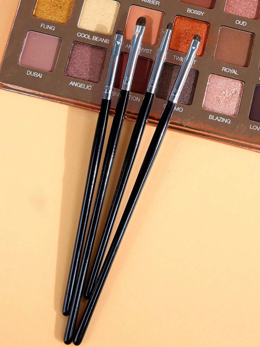 4pcs Precise Horse Hair Eyeliner Brushes, Portable Eye Makeup Kit For Creating Various Eye Makeup Looks, Essential For Daily Commuting