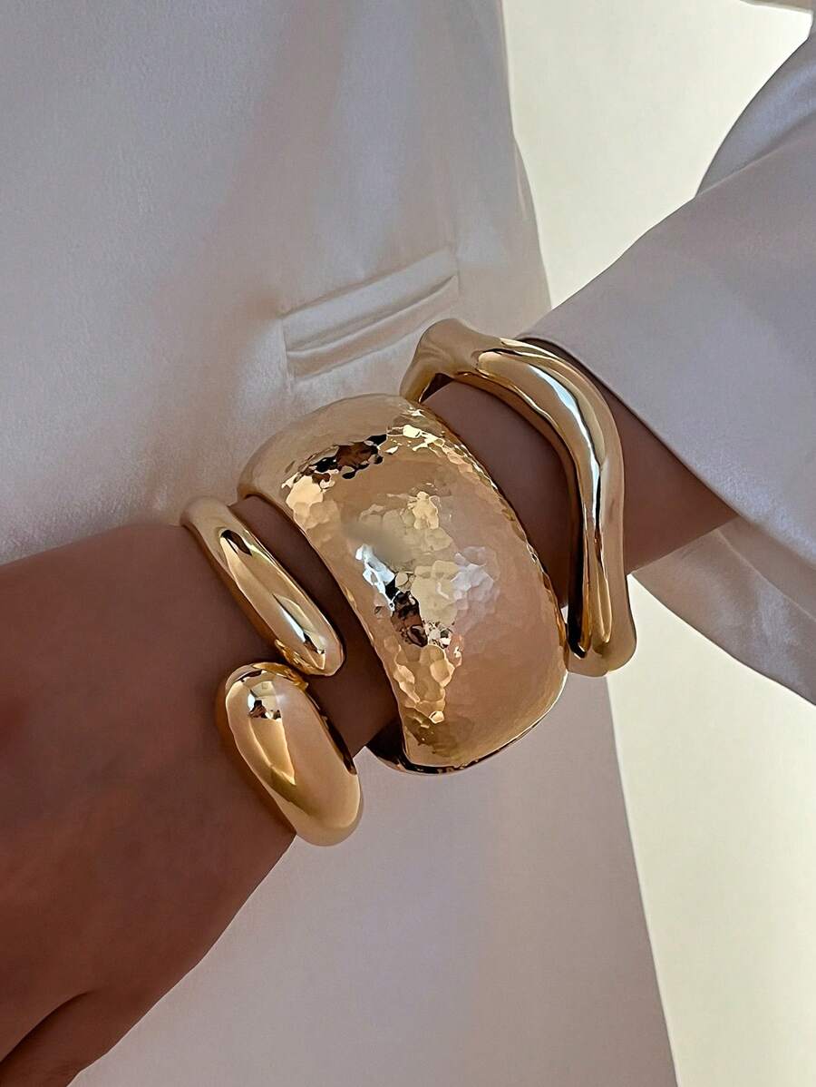 Pulseira com punho assimétrico e dourado, 3 peças, conjunto de pulseiras grandes e exageradas de metal, conjunto de pulseiras femininas empilhadas, adequado para uso diário