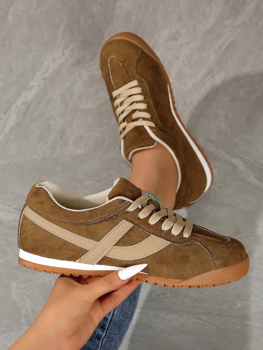 Women's Casual Lace-Up Sneaker Shoes