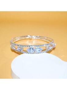 Zircone en forme de larme en argent