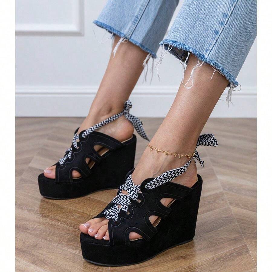 Sandali con suola spessa da donna, minimalisti e pratici