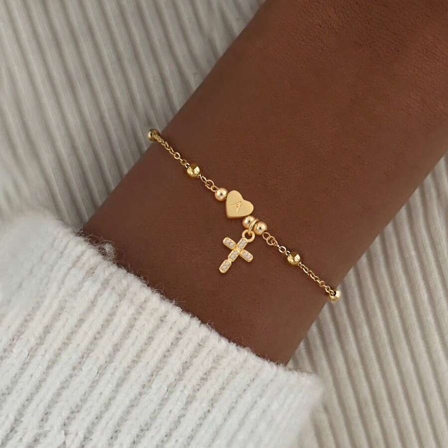 1 peça Nova Moda Coração Inicial Pave Zircônia Cruz Dourada Aço Inoxidável Contas Corrente Pulseiras Para Mulheres