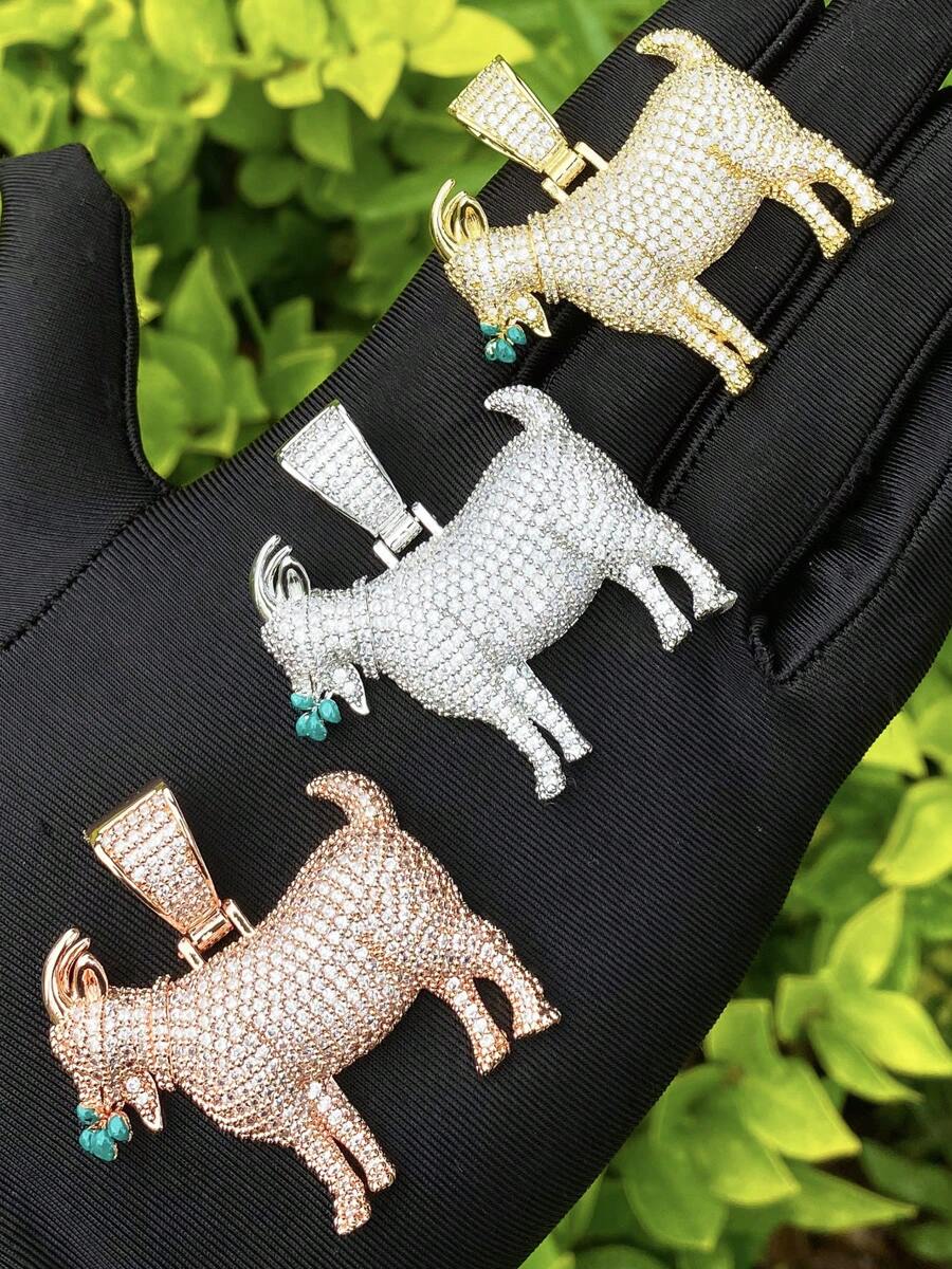 DUBSS 1 pièce de pendentif de collier en forme de chèvre mangeant de l'herbe avec un réglage à griffes plaqué, bijou de style hip-hop pour hommes