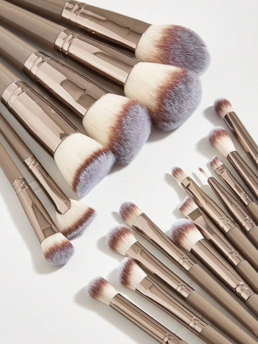 17P/15P Professional Makeup Brush Set | 3-Color Fibers, Cruelty-Free Face & Eye Brushes, Includes Foundation, Blush, Eyeshadow, Contour & Eyebrow Tools For Flawless Application (Travel Gift For Women)