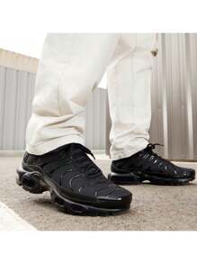 TN Plus Preto