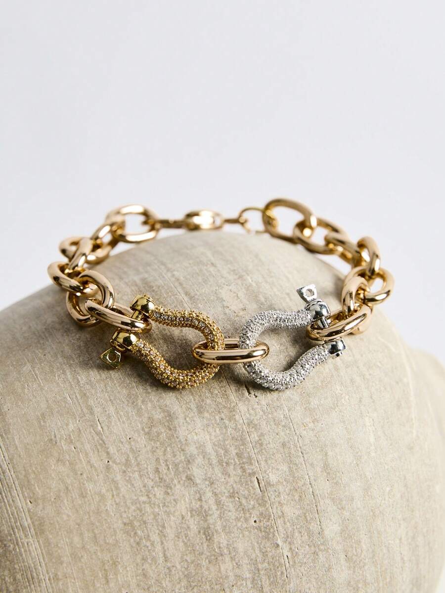 1 Stück Damen Armkette mit doppelten Hufeisen-Bergverschlüssen, die Kollision von Gold und Silber macht sie noch funkelnder, eleganter und großzügiger, was sie zu einem geeigneten Geschenk für Feiertage macht