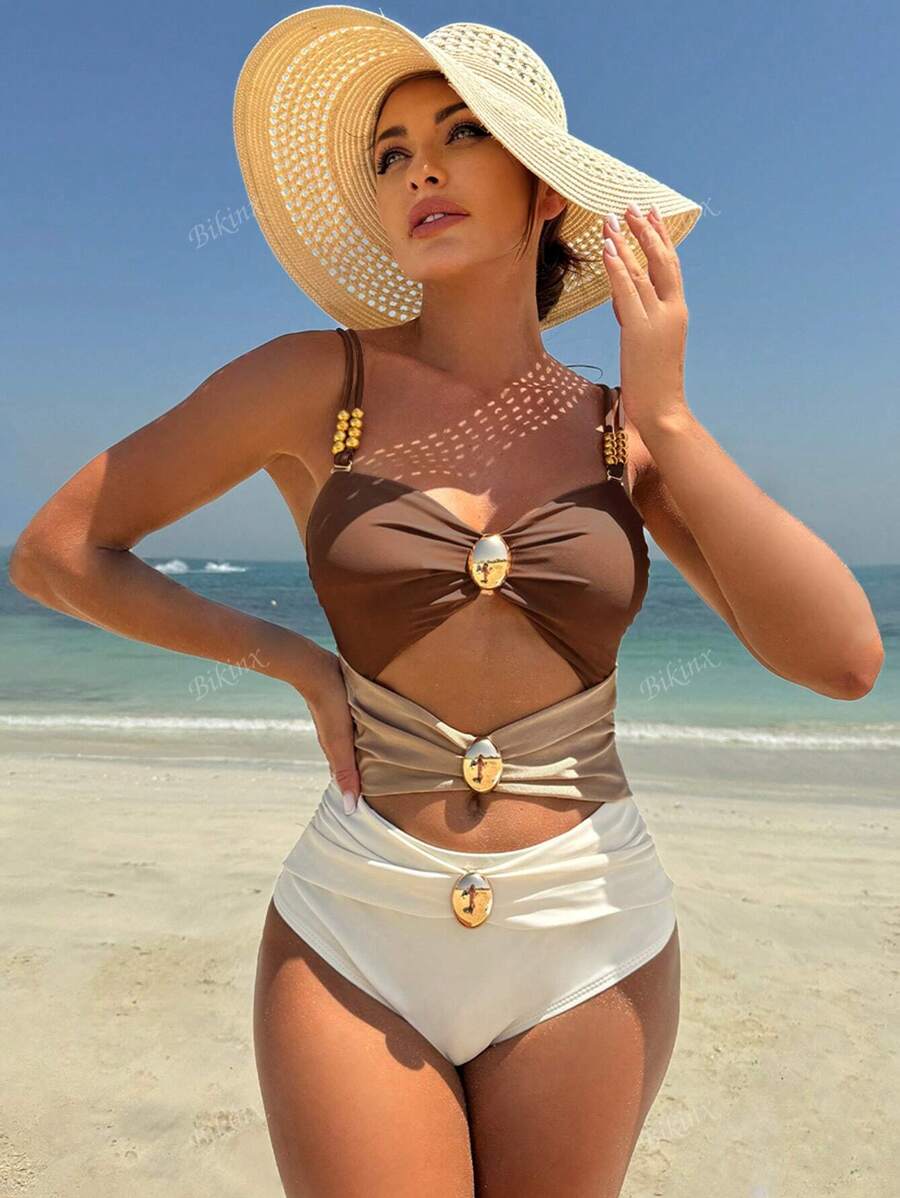 Round Button Decoration Three-Color Hollow Stitching Sexy One-Piece Swimsuit