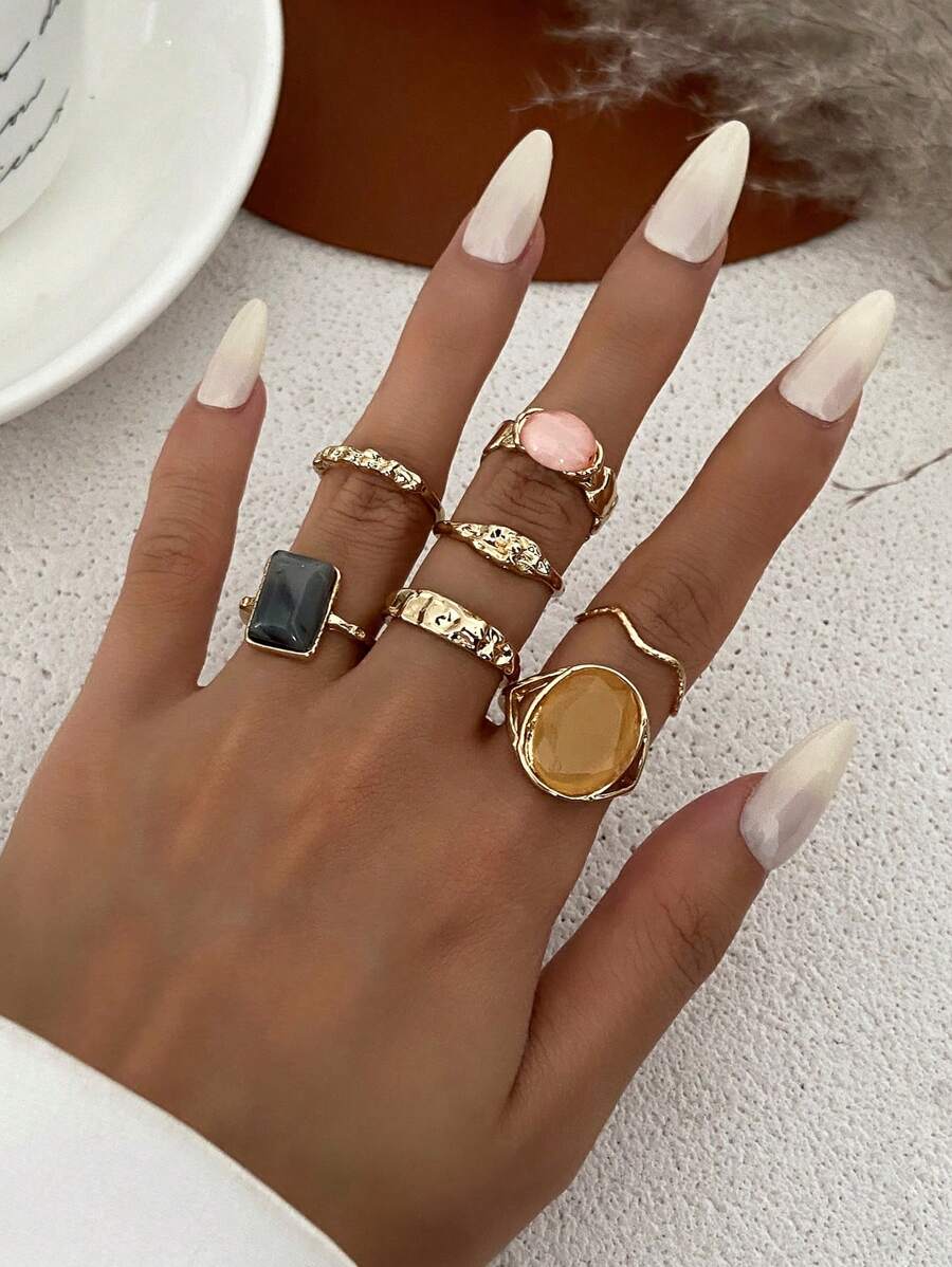Ensemble de 7 bagues vintage élégantes incrustées de pierres géométriques, bagues à la mode dorées pour femmes, idéales pour un usage quotidien ou une fête, ensemble de bijoux cadeaux