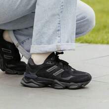 NB Preto Preto