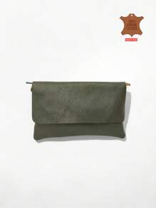 Verde escuro