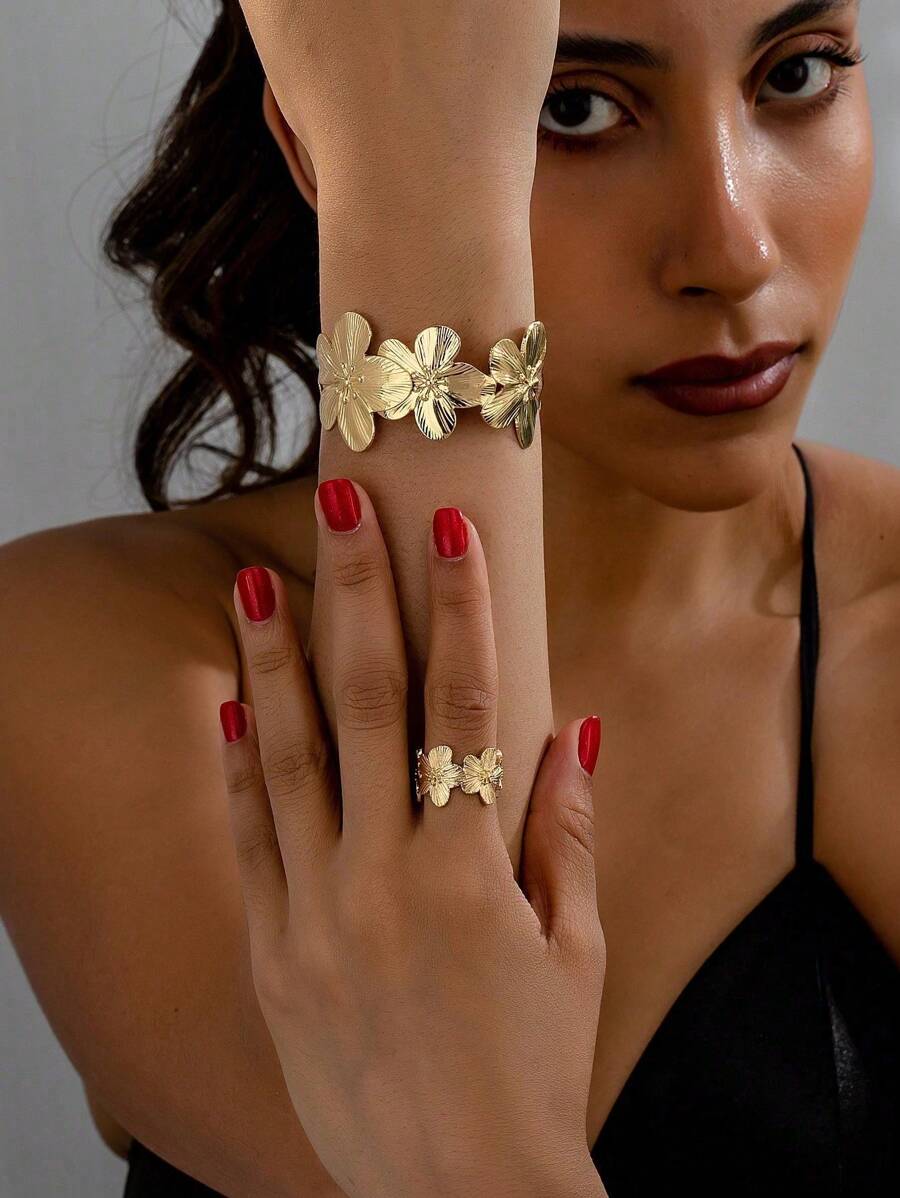 1 Set Vintage Geometric Floral Open Bangle Bracelet & Open Flower Ring, Elegant Chic Style Women Jewelry Set