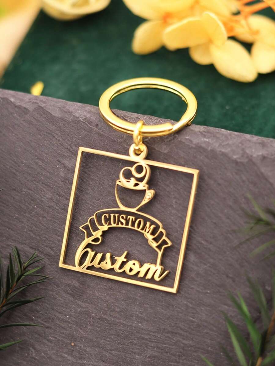 Customizable Stainless Steel Coffee Cup Keychain - Engraved With "Custom" And Coffee Pattern, Durable Gold Metal Key Ring, Suitable For Baristas, Coffee Lovers, Holiday Gifts (Halloween/Christmas/Thanksgiving) - Car/Bag Accessory, Coffee Shop Supply