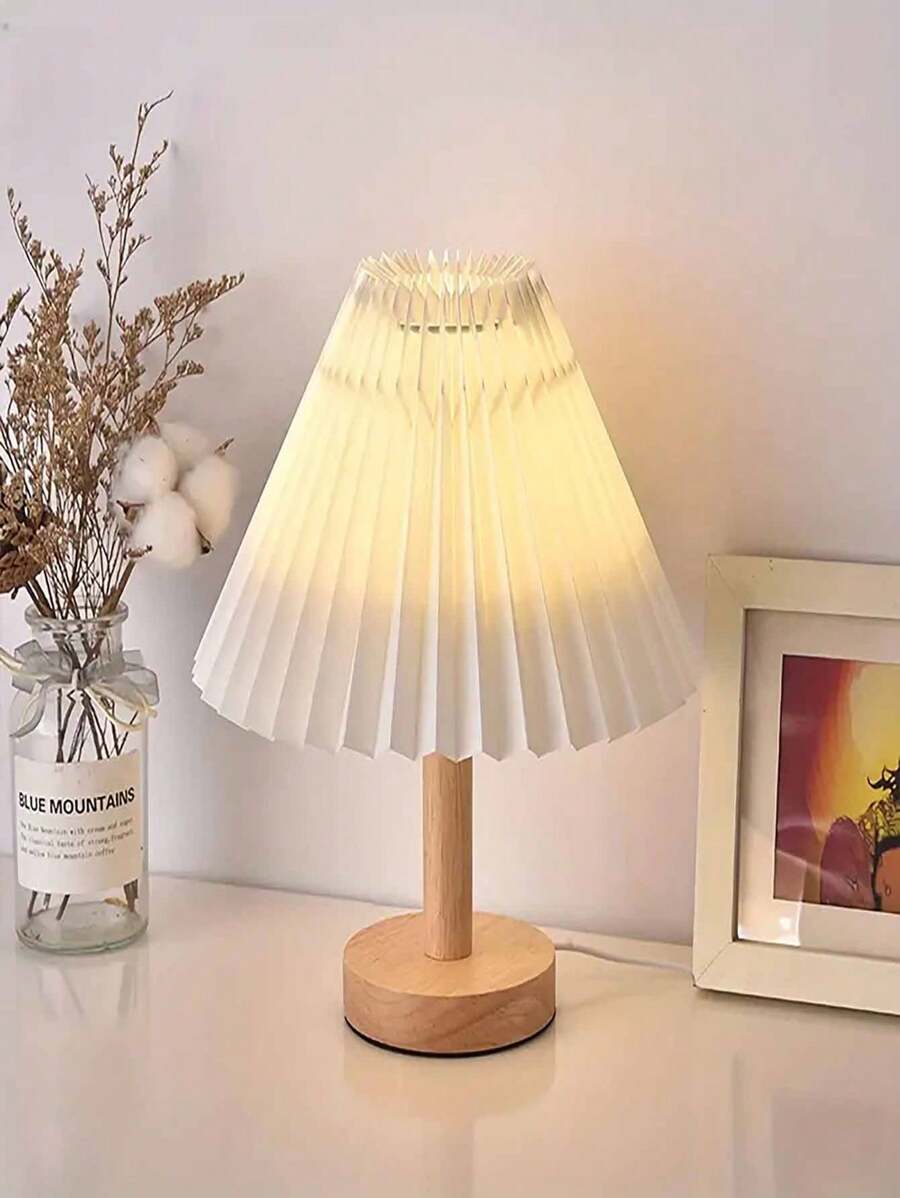 1pc USB Three-Color Dimmable Pleated Table Lamp, Creative; Minimalistic Modern Night Light For Bedside, Romantic And Warm