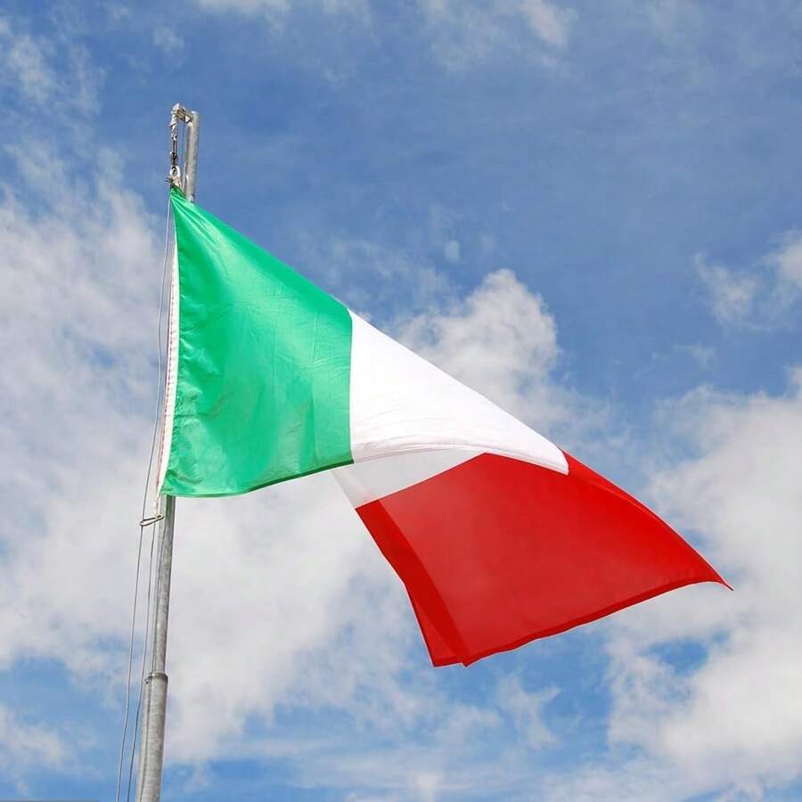 1 pièce Drapeau italien imprimé recto-verso (90 cm x 150 cm / 3 pi x 5 pi), drapeau national d'Italie de haute qualité, en tissu de polyester, couleurs vives, résistant aux UV, décoration de drapeau, décoration extérieure pour les vacances