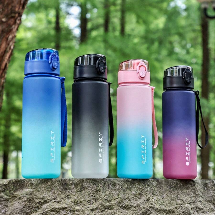 1 Stück 500ml/650ml/1000ml Plastik Farbverlauf Trinkbecher, Outdoor Sport Trinkbecher, Direktes Trinken Becher, auslaufsicher und praktisch zu tragen, geeignet für Fitness Gym und Outdoor Wandern
