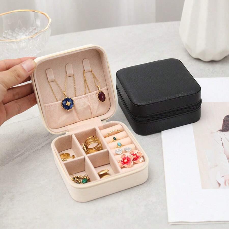 Travel Jewelry Case Small Jewelry Box Jewelry Organizer Storage Case Portable PU Leather Mini Jewelry Travel Case For Girls