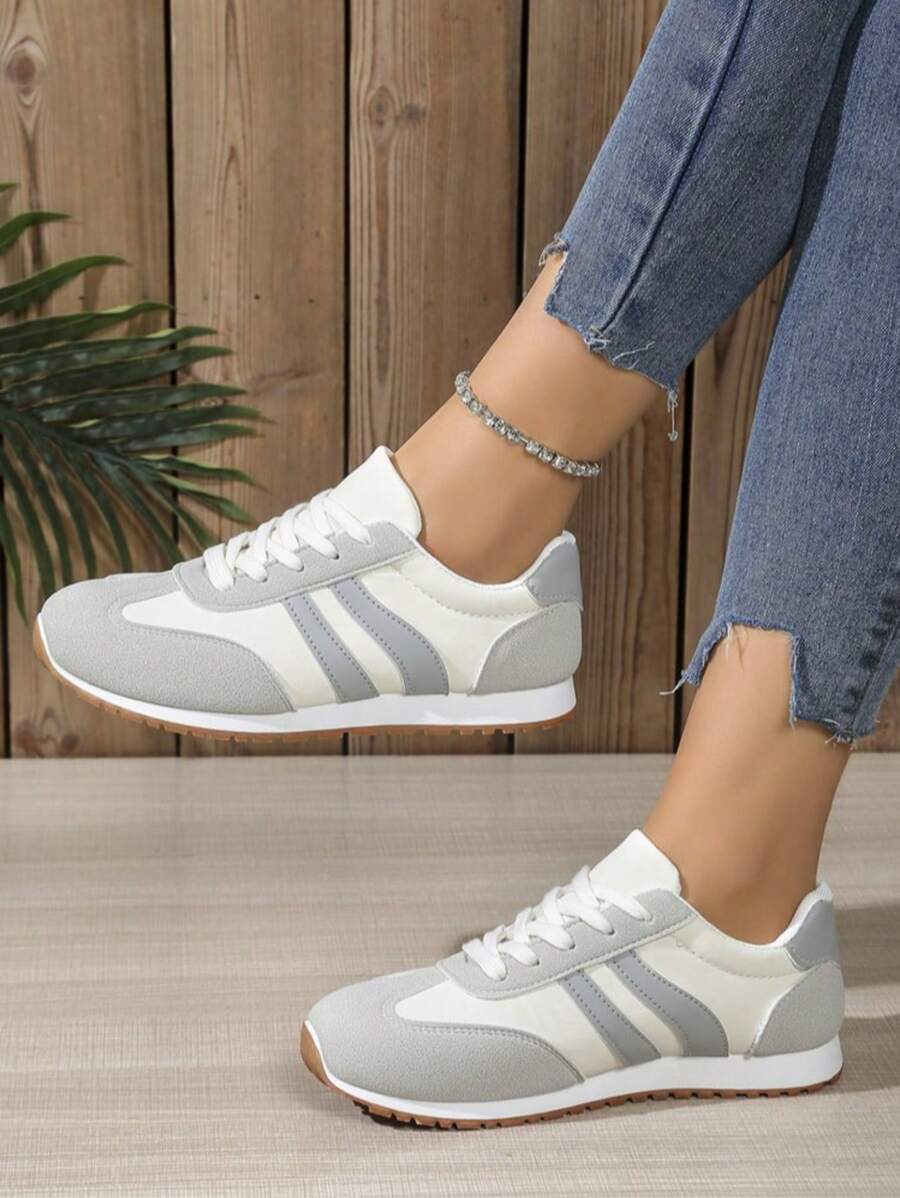 Women Casual Sports Sneakers, Anti-Slip Skateboarding Shoes For Spring, Summer, Lightweight Running Shoes For Students, Popular White, Beige, Red Colors, Leather Upper Soft Sole, Jump Rope Shoes, Breathable, Shock Absorbing, Casual Daily Walking Shoes