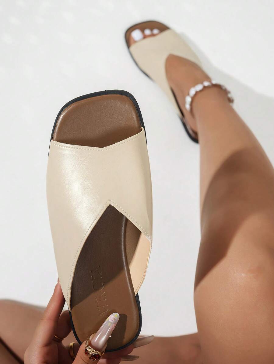 Summer New Women Open Toe Flat Sandals In Black, Beige, Khaki, Fashion Square Toe Elegant Bohemian Slip On Comfortable Flat Sandals, Versatile Beach Sandals