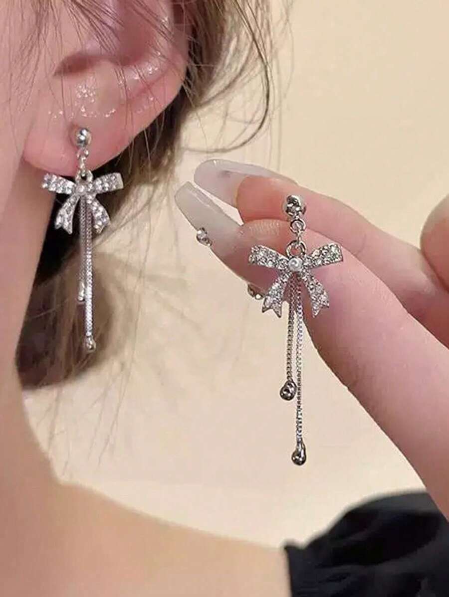 1 Paar modische Ohrringe mit Schleife, Quaste, langen Kristallrhinestones, süßes Mädchen-Design