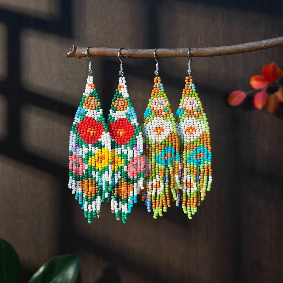 Brincos de borla com contas estilo boêmio feitos à mão AHAYA com pingente de miçangas, joias com design floral para mulheres, elegantes e fofas, adequadas para uso diário, festas, dia dos namorados, presente de Natal