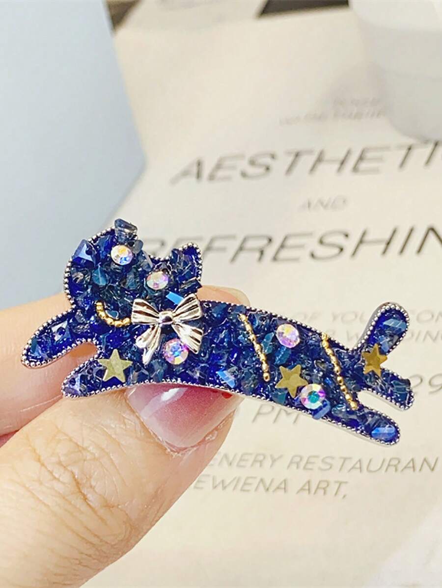 Niedliche kleine Katzen Broschen, hochwertige handgefertigte Kristall Paar-Anstecknadeln, personalisiertes Design Corsagen, Kleidungszubehör