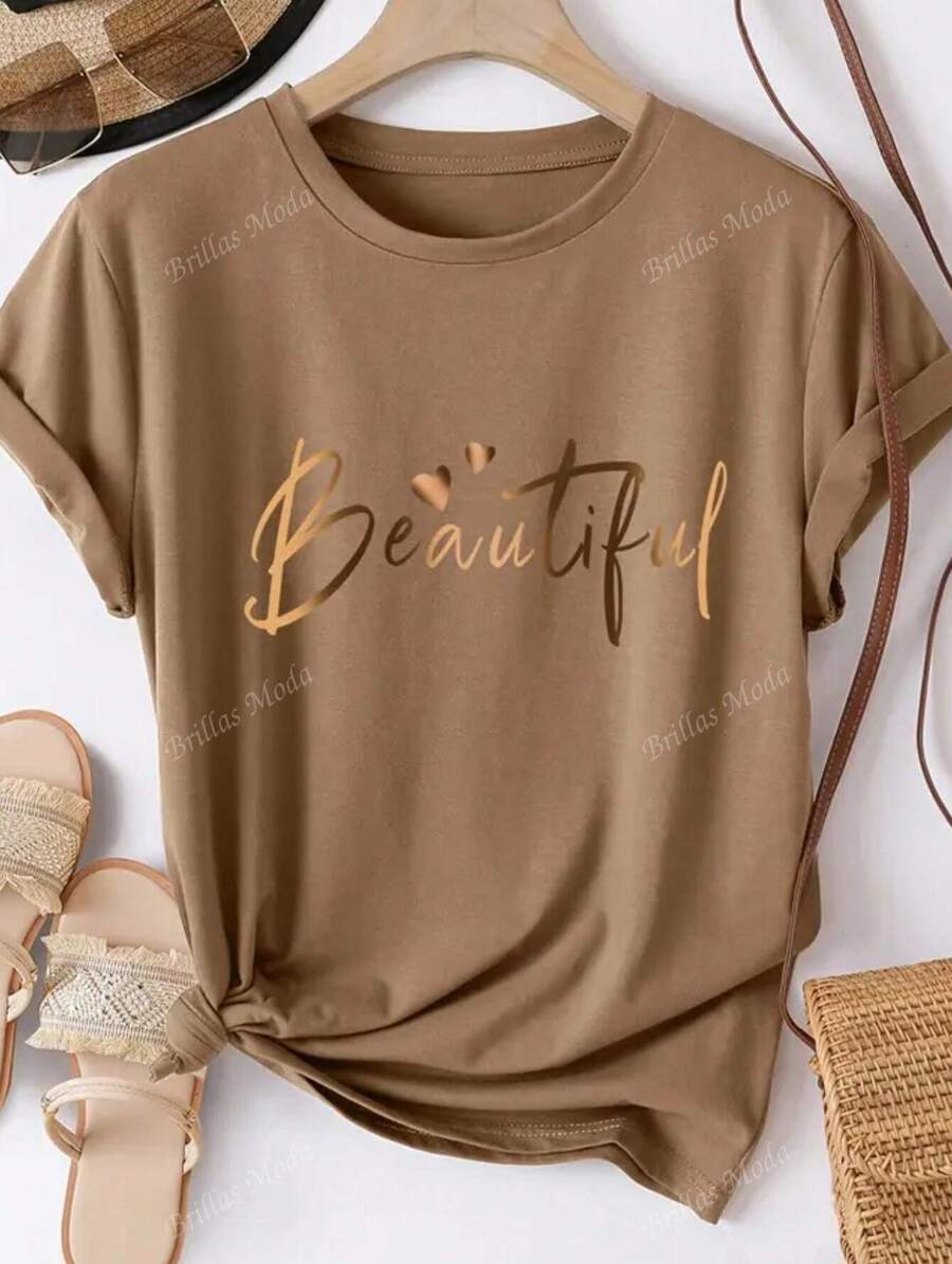 Camiseta Casual de Manga Corta para Mujer con Estampado "Beautiful" en Letras Doradas - Cuello Redondo Beige Claro, Ajuste Regular, Lavable a Máquina, Ropa de Verano, Tejido Suave y Cómodo, Moda Todo el Año