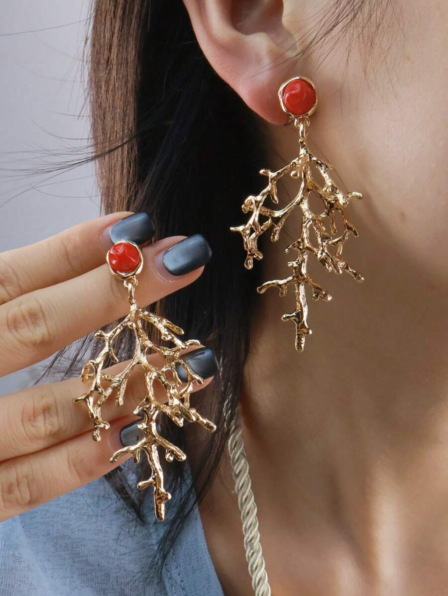 2pcs Coral Shape Earrings, Luxury Niche Coral Stud Earrings, Beach Style Fashion Personalized Jewelry Accessories, Summer Wear For Women