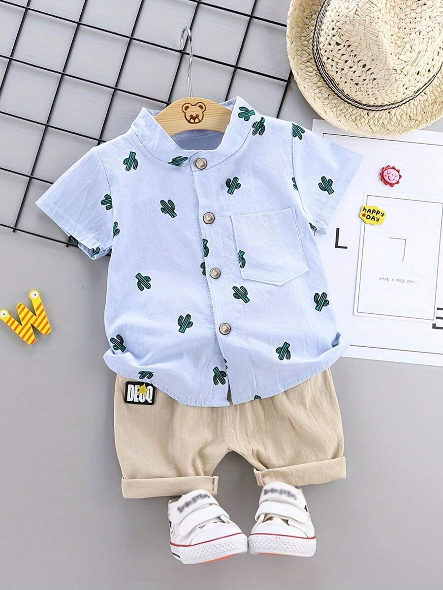 Set de 2 piezas compuesto por una camiseta de manga corta y pantalones cortos con estampado en todo el diseño de cactus de dibujos animados para bebé y niño pequeño, de verano