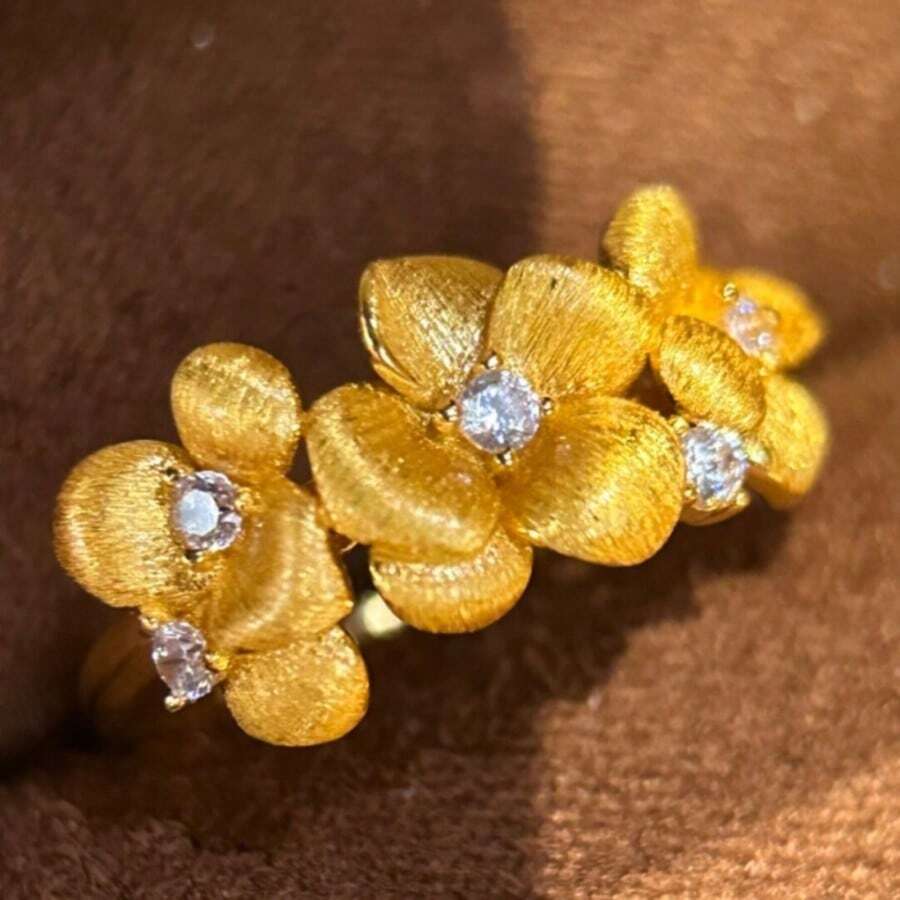 Exquisite Luxury 18K Gold Plated Flower Zirconia Adjustable Cocktail Ring For Women